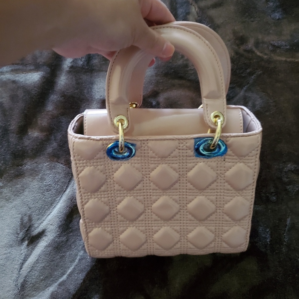 2 purses for 35
